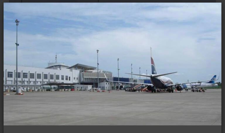Panic As Private Jet Loses Front-Wheel, Tyres At Abuja Airport
