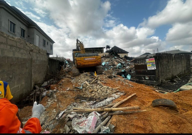 Five die, five rescue in Maryland Lagos collapse building